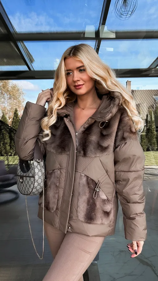 Ekskluzywna PREMIUM kurtka z futerkiem w kolorze FANGO - R215