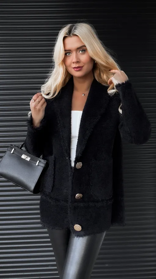 Ciepła CZARNA marynarka zapinana na duże złote guziki - R321B