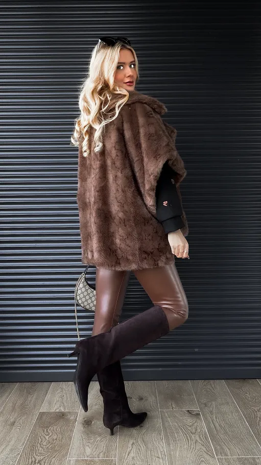 Ekskluzywne brązowe futerko ONE SIZE - R305