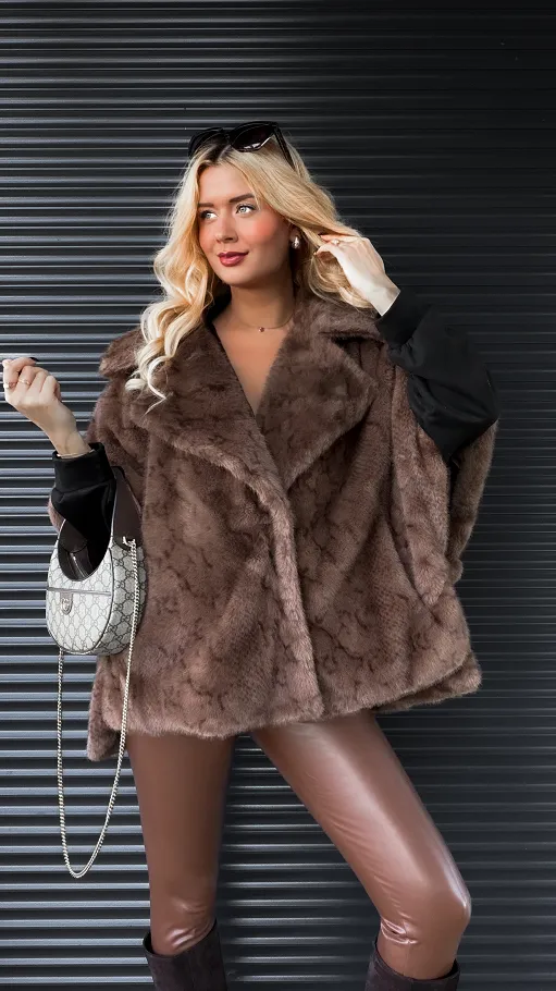 Ekskluzywne brązowe futerko ONE SIZE - R305