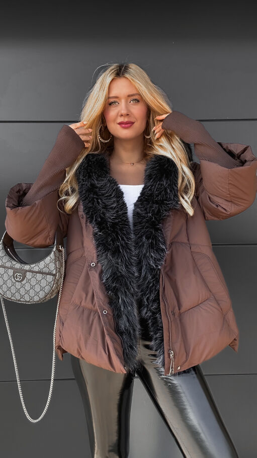 Ekskluzywna kurtka zimowa z oryginalnym futerkiem CZEKOLADOWA - R078B