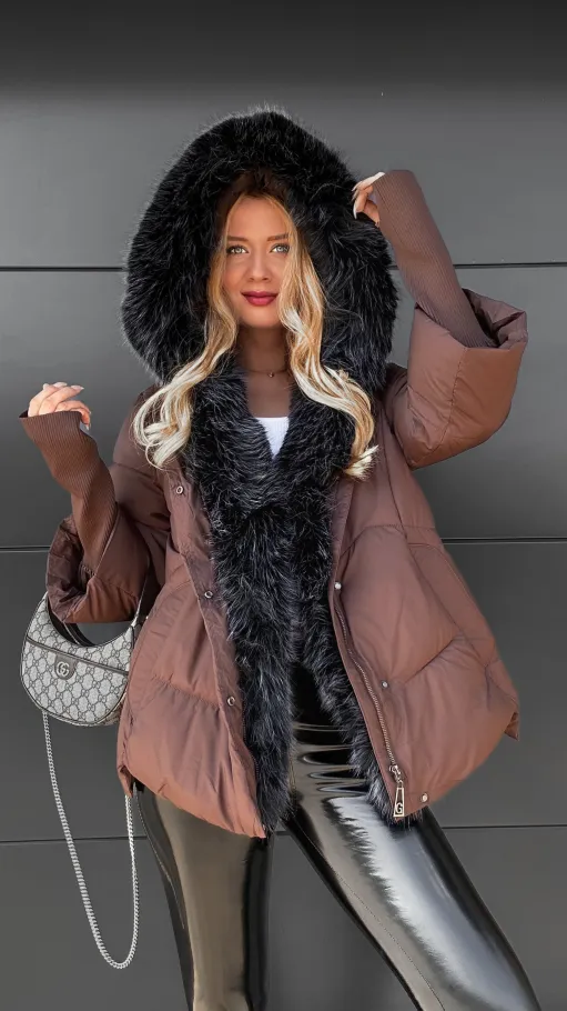 Ekskluzywna kurtka zimowa z oryginalnym futerkiem CZEKOLADOWA - R078B