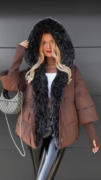 Ekskluzywna kurtka zimowa z oryginalnym futerkiem CZEKOLADOWA - R078B