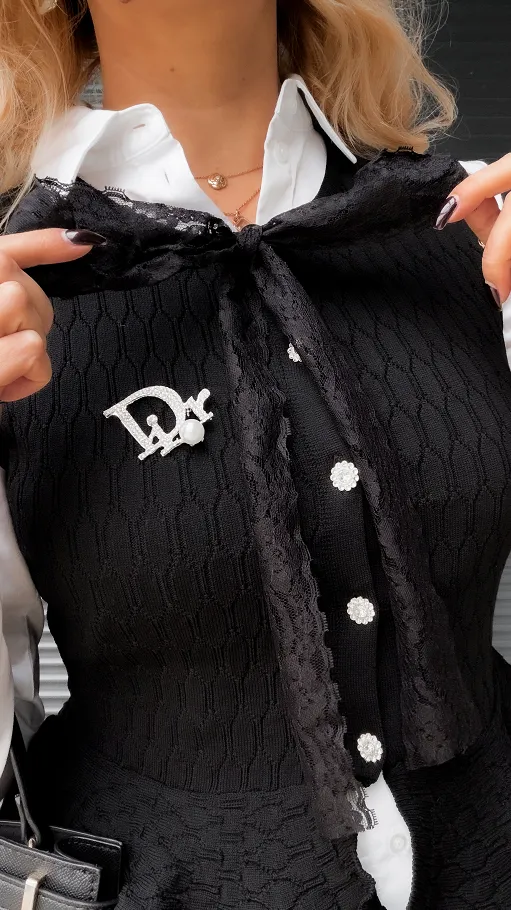 Elegancka dzianinowa kamizelka ONE SIZE czarna - R366