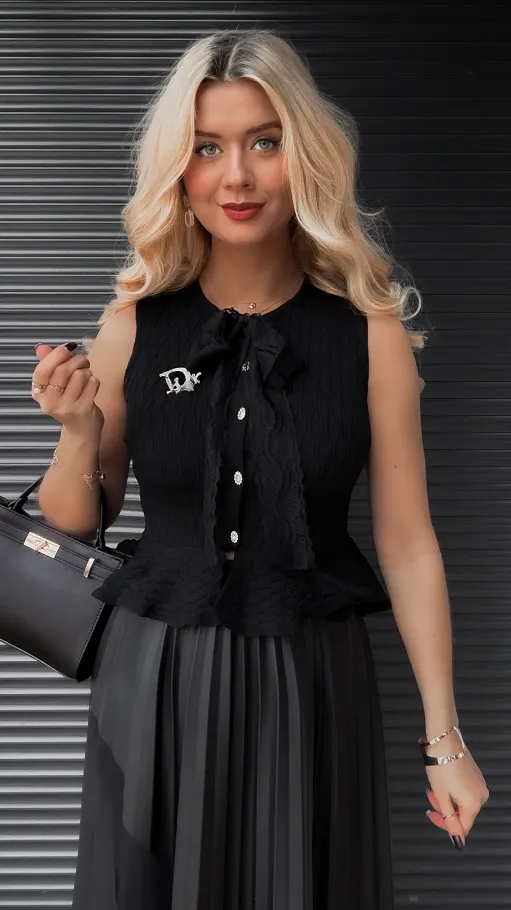 Elegancka dzianinowa kamizelka ONE SIZE czarna - R366