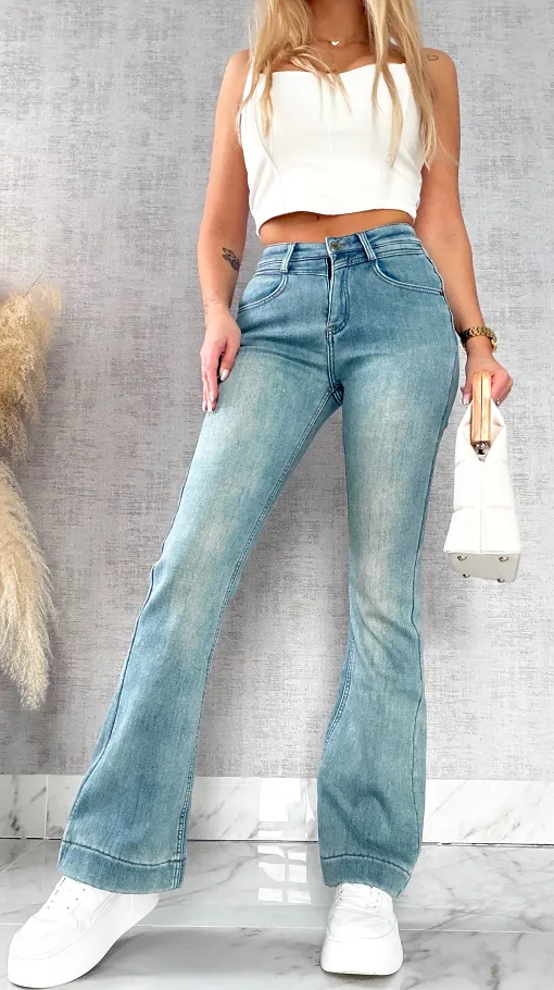 Ocieplane elastyczne spodnie jeansowe dzwony BLUE JEANS - R495A