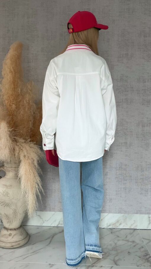 WHITE JEANS katana jeansowa z ozdobną kieszenią ONE SIZE - R631A