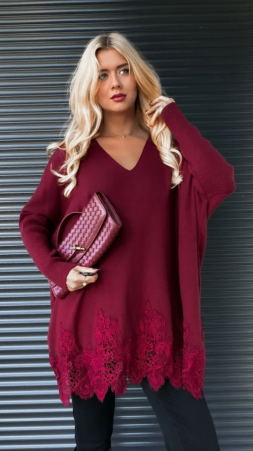 Elegancki długi sweter z koronką w kolorze BORDO - R172A