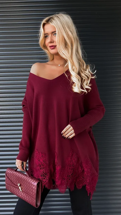 Elegancki długi sweter z koronką w kolorze BORDO - R172A