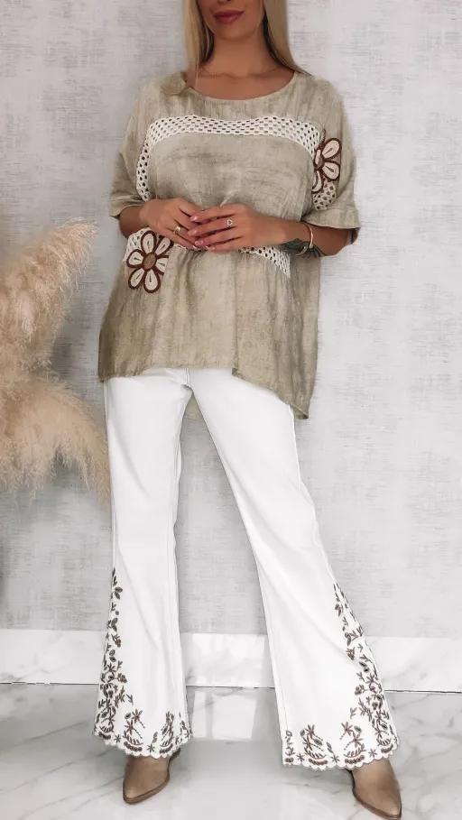 Luźna bluzka oversize z kwiatami melanżowy beż ONE SIZE wiskoza - R848