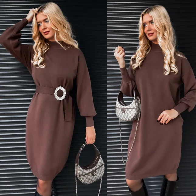 Czekoladowa sukienka dzianinowa z paskiem ONE SIZE - R175