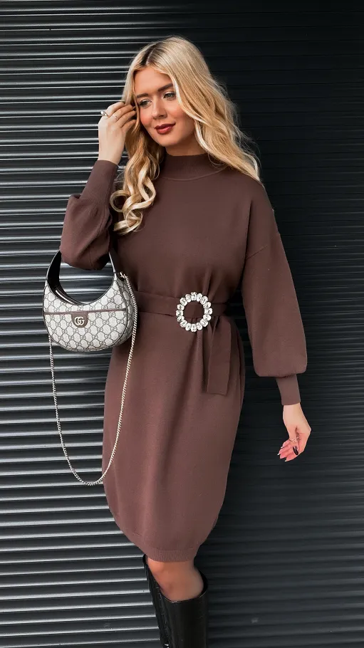 Czekoladowa sukienka dzianinowa z paskiem ONE SIZE - R175