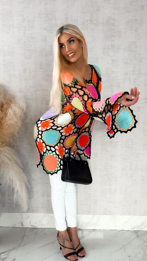 Czarno kolorowa sukienka w stylu szydełkowym ONE SIZE - R410