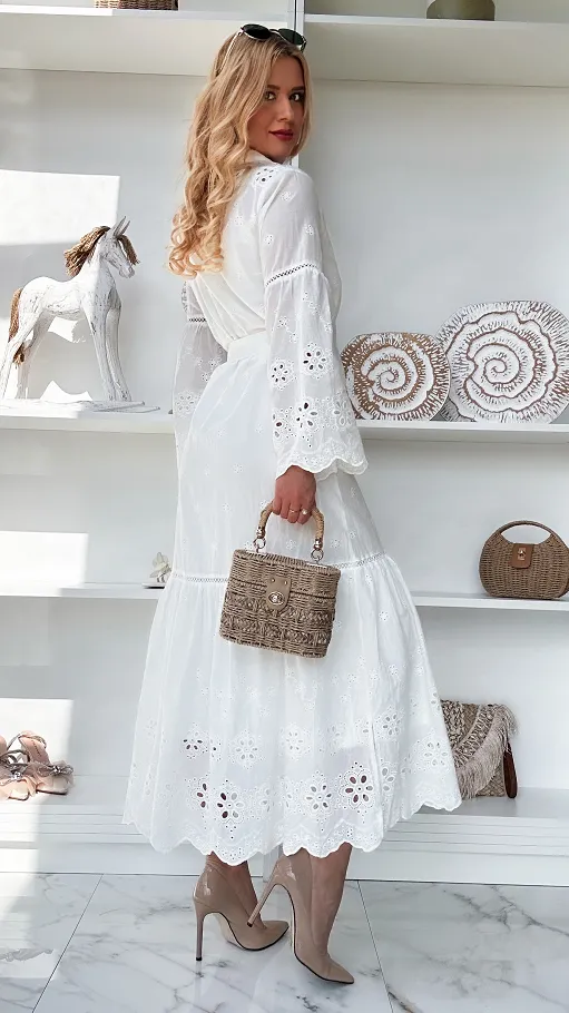 Biała MAXI długa sukienka cała haftowana z guzikami 100% bawełna - P533