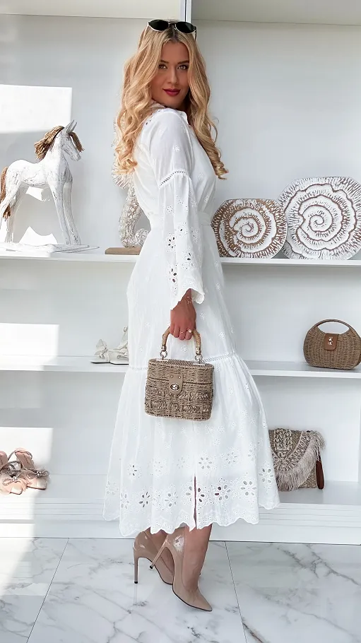 Biała MAXI długa sukienka cała haftowana z guzikami 100% bawełna - P533