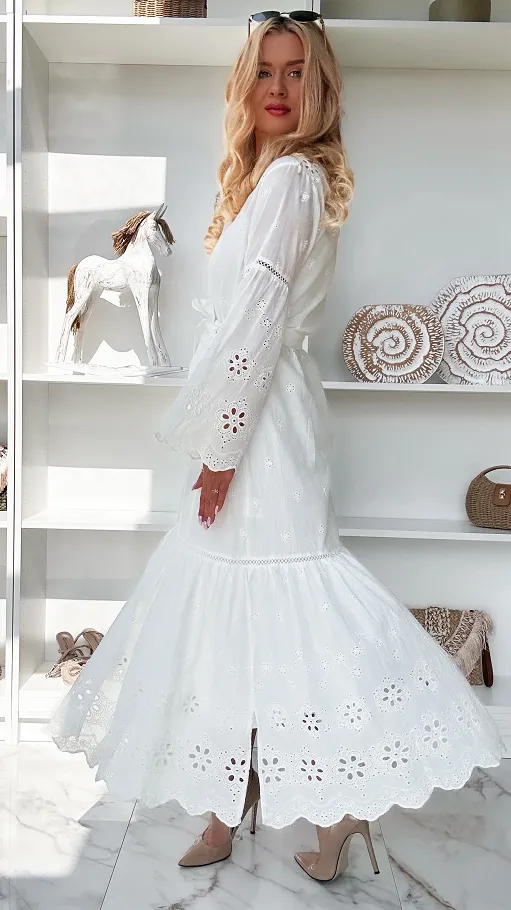 Biała MAXI długa sukienka cała haftowana z guzikami 100% bawełna - P533