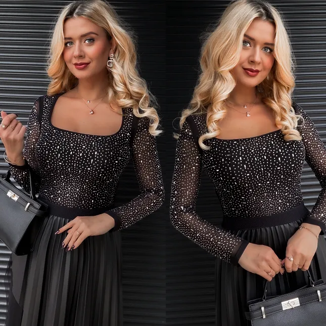 Miękka siateczkowa bluzka z cyrkoniami ONE SIZE czarna - R342