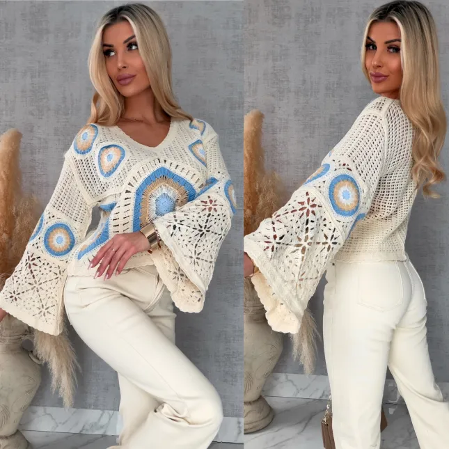 Mega modny ażurowy sweterek w szydełkowym stylu NIEBIESKO beżowy - R659C