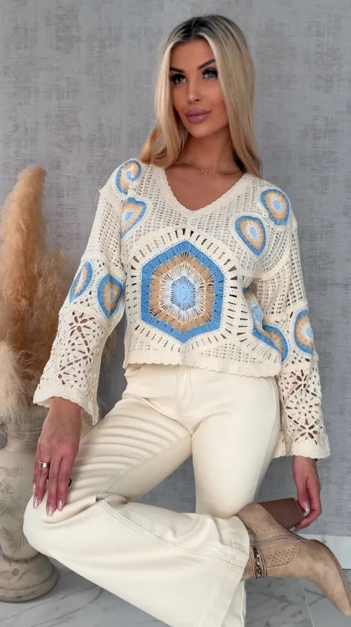 Mega modny ażurowy sweterek w szydełkowym stylu NIEBIESKO beżowy - R659C