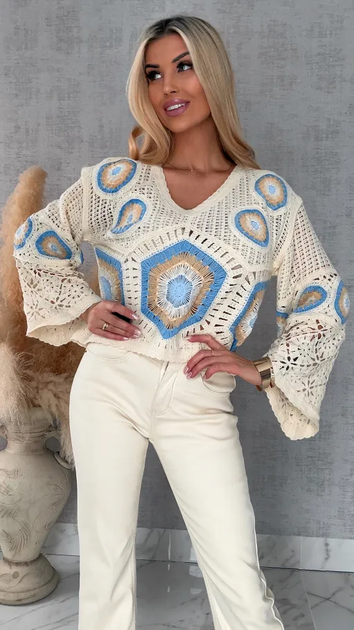 Mega modny ażurowy sweterek w szydełkowym stylu NIEBIESKO beżowy - R659C