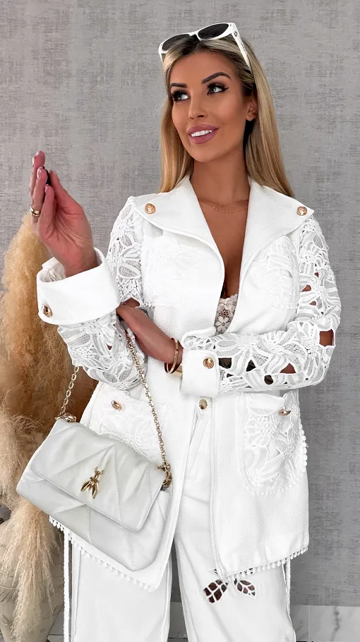 Zjawiskowa wiosenna marynarka z gipiurowymi rękawami WHITE - R715