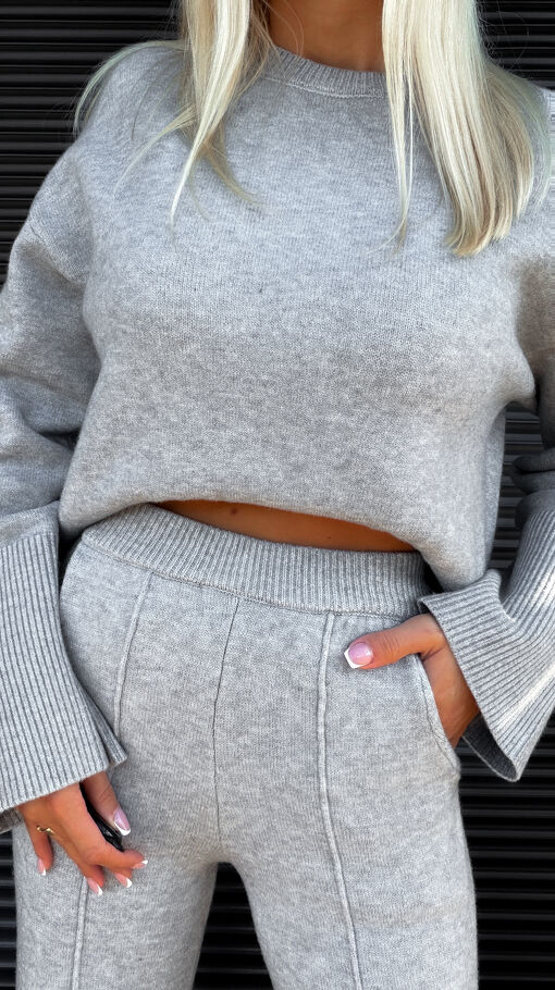 Klasyczny jesienny komplet dzianinowy SZARY sweter + spodnie ONE SIZE - S462