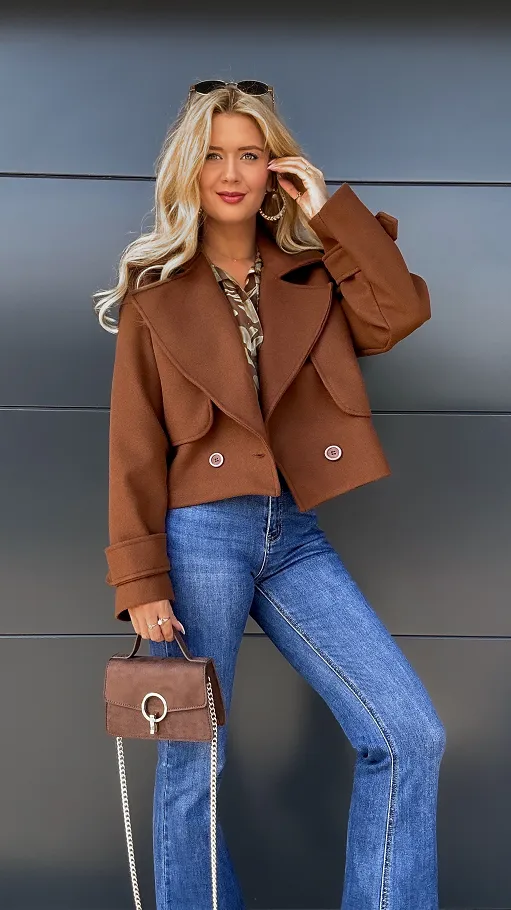Modny pudełkowy płaszcz BRĄZOWY one size - R014