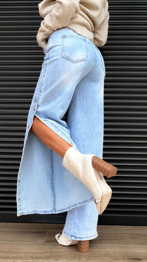 Wyjątkowe spodnie jeansowe z nogawkami na butony WIDE LEG blue - S415