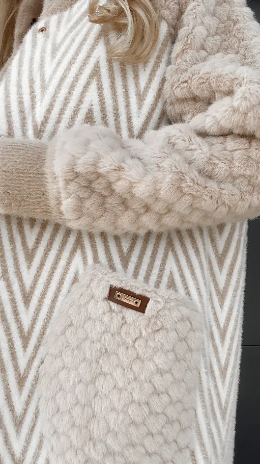Ciepły elegancki płaszcz ALPAKA w jodełkę ONE SIZE beż - R060