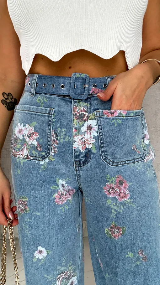 Elastyczne spodnie jeansowe BLUE JEANS w kolorowe kwiaty - R602