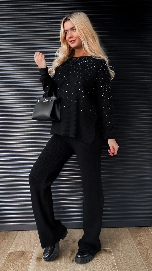 Dzianinowy komplet z wiskozy w prążki z cyrkoniami ONE SIZE black - R314