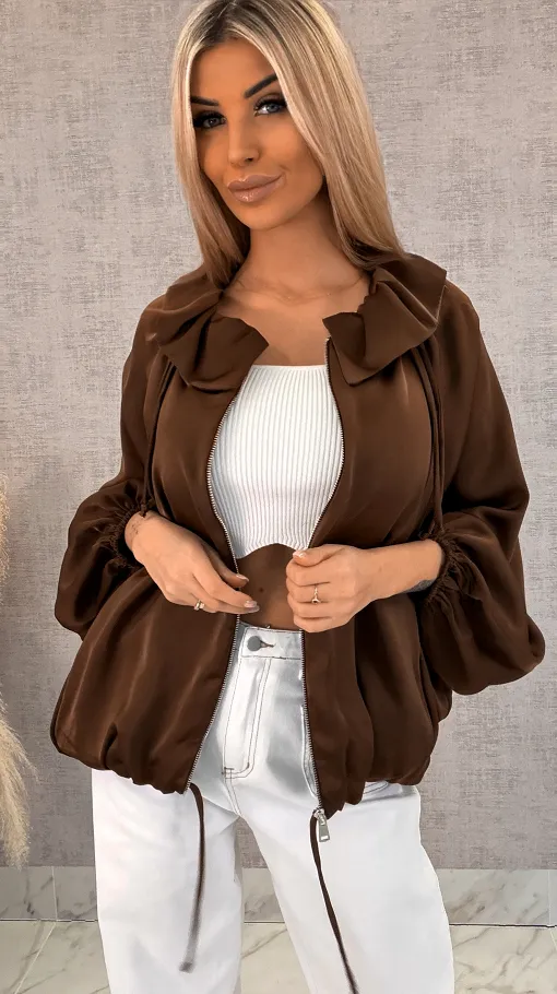 Satynowa elegancka bomberka na zamek BRĄZOWA - R462A