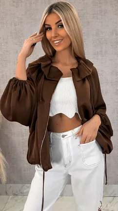 Satynowa elegancka bomberka na zamek BRĄZOWA - R462A
