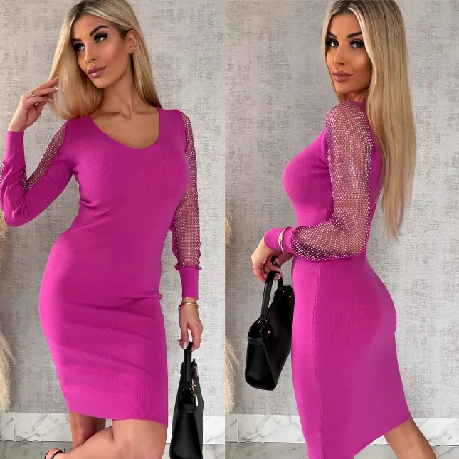 Świetna dzianinowa sukienka z ozdobną siateczką FUKSJA wiskoza - R582