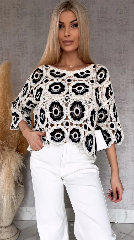 Lekki ażurowy sweterek w szydełkowym stylu GRANAT - R691B