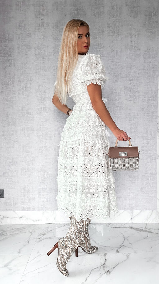 Biała sukienka BOHO na mały biust - P194