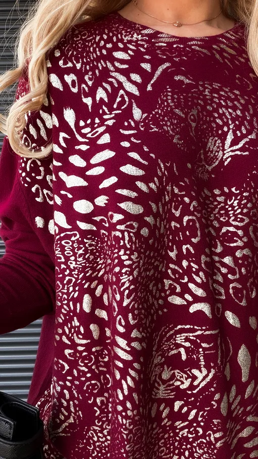 Luźny dzianinowy sweter ze złotą panterką w kolorze BORDO - R171B