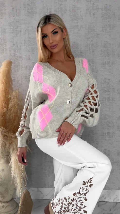 Wiosenny sweter z ażurowymi rękawkami BEŻOWY - R665A