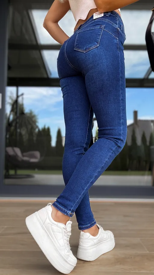 Niebieskie elastyczne spodnie jeansowe PUSH UP rurki - P997A