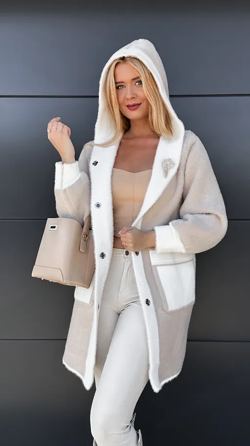 Ekskluzywny dwustronny płaszcz ALPAKA z kamizelką ONE SIZE ecru/beż - R045