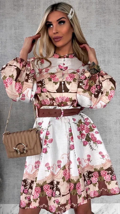 Piękna wiosenna bawełniana sukienka w kwiaty - R481