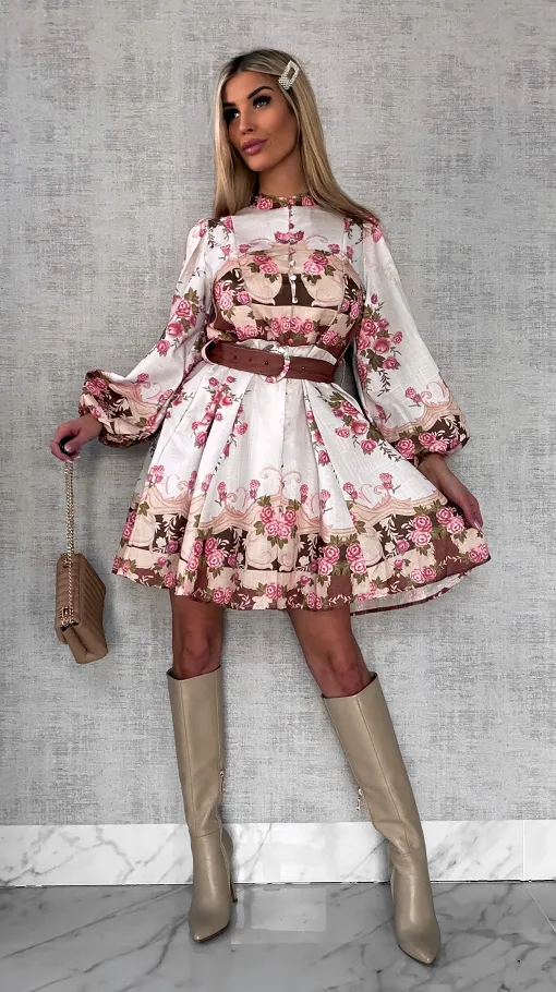 Piękna wiosenna bawełniana sukienka w kwiaty - R481