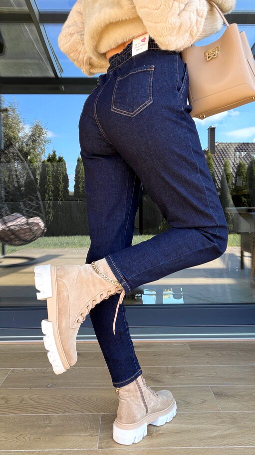Elastyczne spodnie jeansowe MOM FIT z gumą w pasie - S264