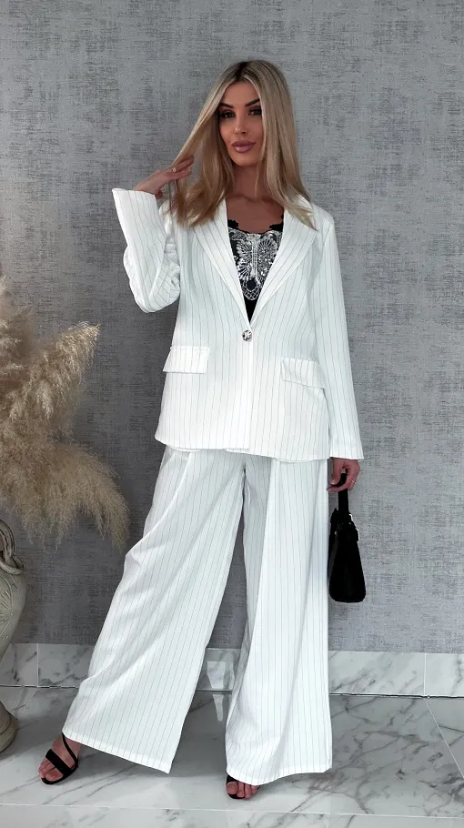 Wiosenny biały komplet w delikatne paski marynarka + spodnie ONE SIZE - R958A
