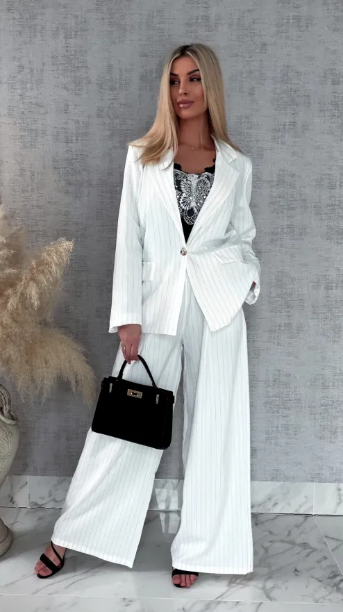 Wiosenny biały komplet w delikatne paski marynarka + spodnie ONE SIZE - R958A