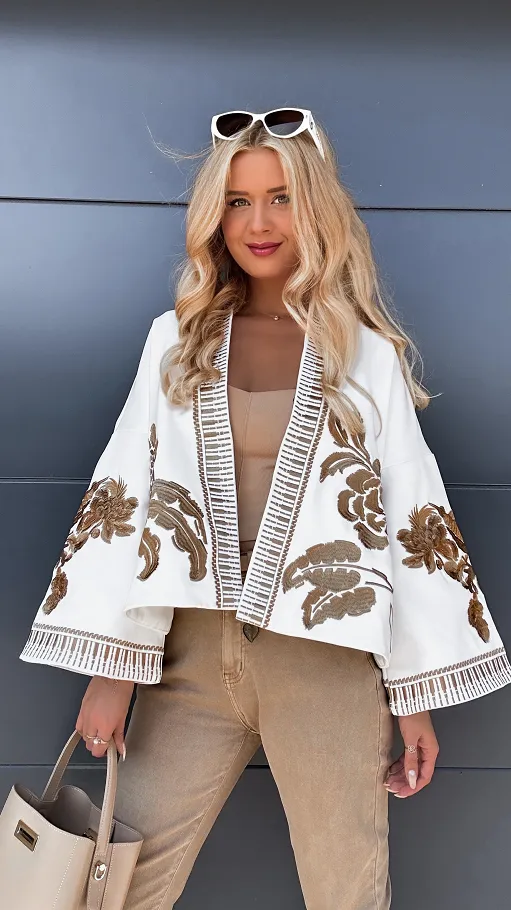 Oryginalna biała marynarka haftowana w stylu KIMONO - P968