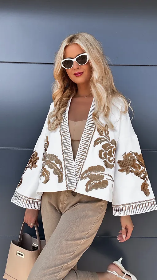 Oryginalna biała marynarka haftowana w stylu KIMONO - P968