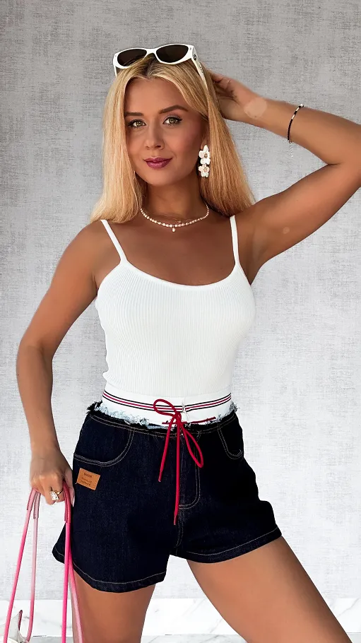 Biała bluzka BODY w prążki na ramiączkach ONE SIZE z wiskozy - P817