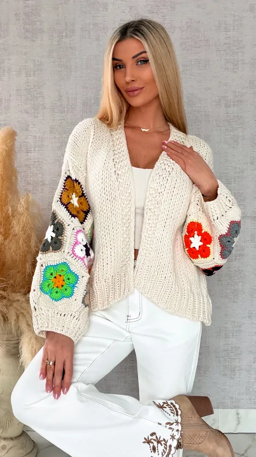 Oryginalny kardigan szydełkowy na wiosną ONE SIZE jasno beżowy - R722A