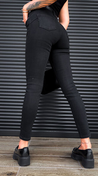 Ekstra elastyczne spodnie jeansowe rurki PUSH UP efekt -5 kg BLACK JEANS - S327